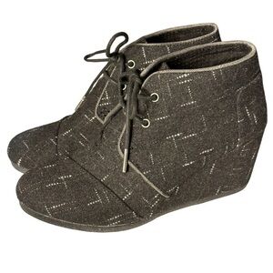 EUC Toms Desert Wedge Lace Up Booties Black Dotted Wool Sz 8